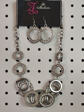 Paparazzi Zi COLLECTION Silver Crystal Circle Necklace & Matching Hoop Earrings
